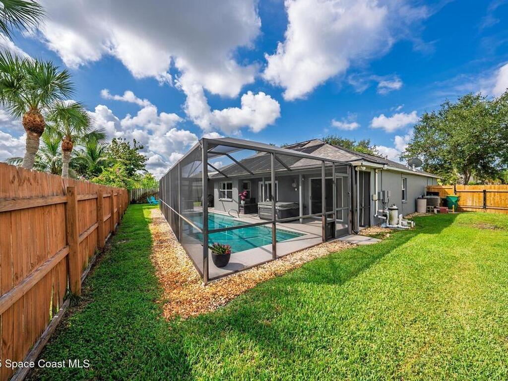 1061 Egret Lake Way, Melbourne, FL 32940