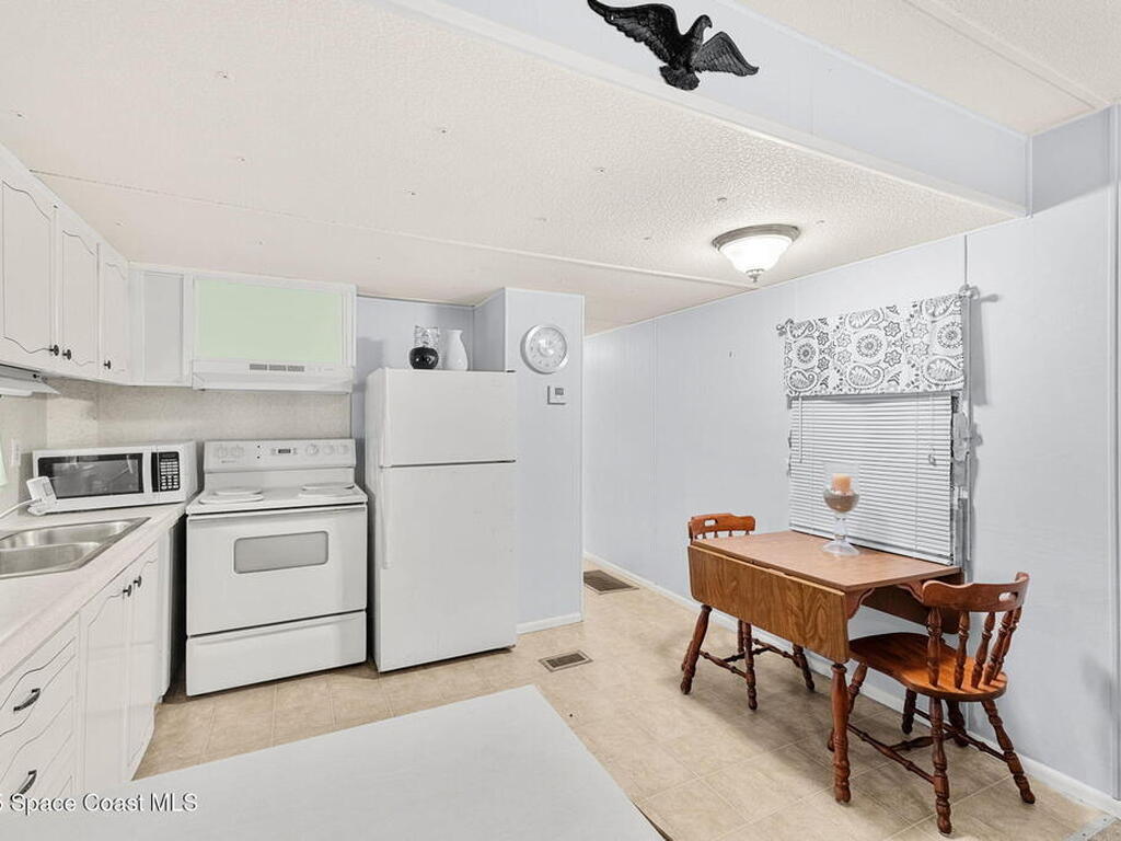 410 Peace Lane, Melbourne Beach, FL 32951