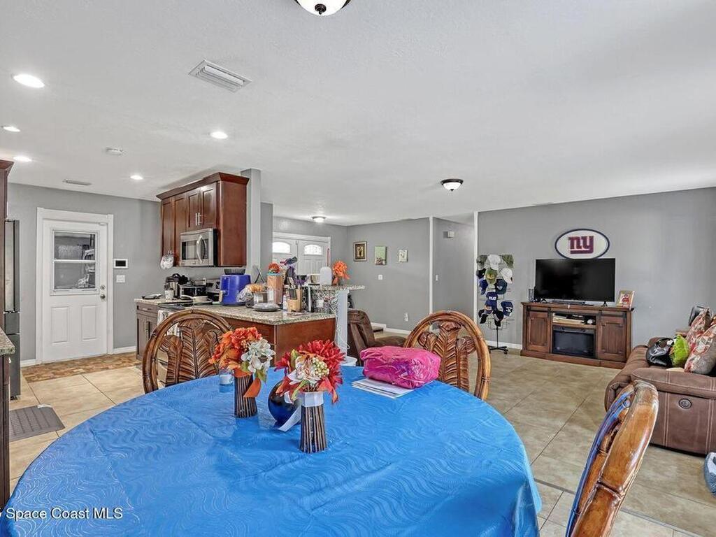 871 Dunkirk Avenue, Palm Bay, FL 32907