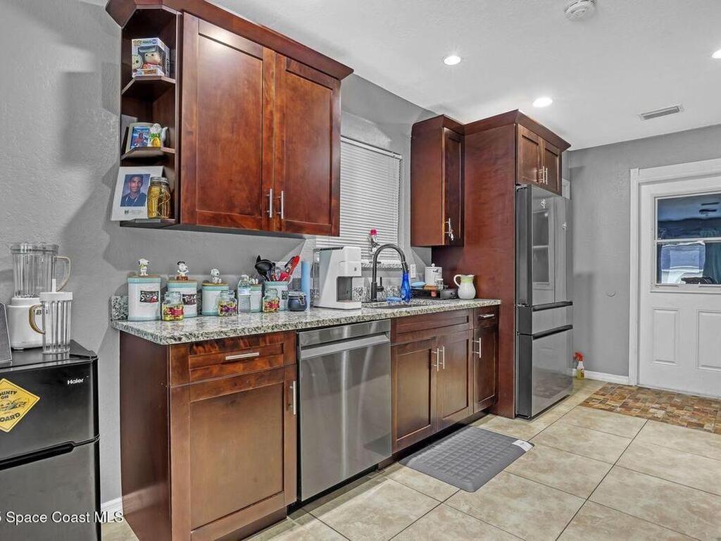 871 Dunkirk Avenue, Palm Bay, FL 32907