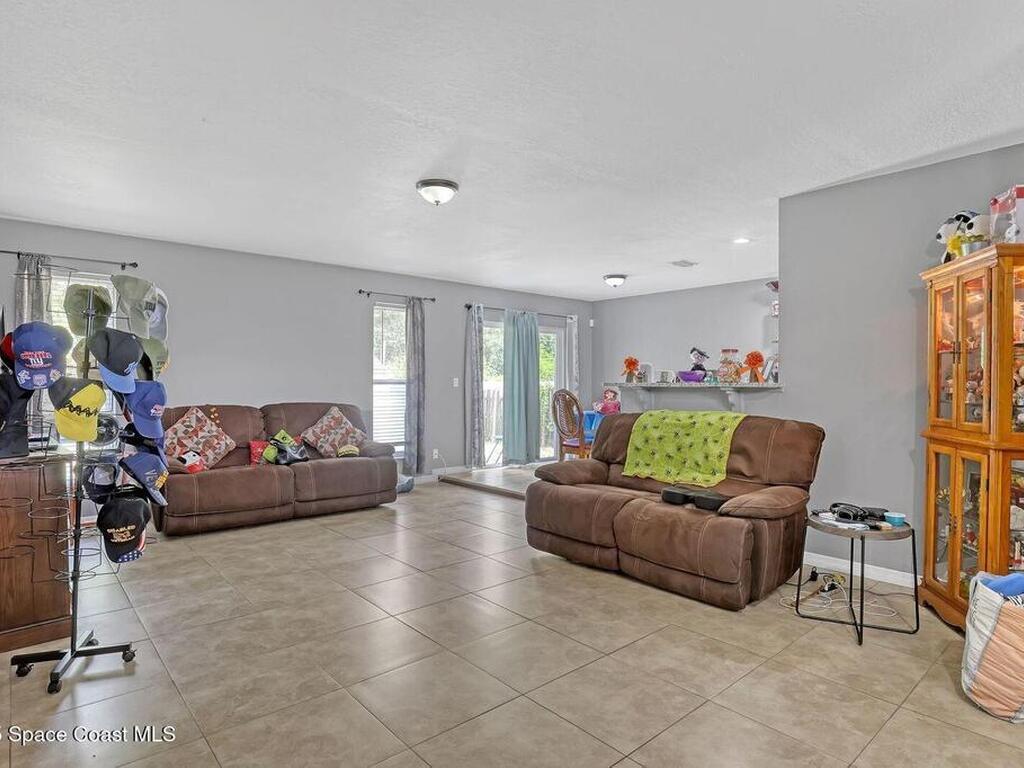 871 Dunkirk Avenue, Palm Bay, FL 32907