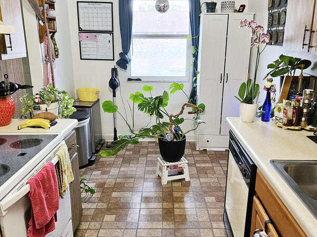 1250 Cheney Highway, Titusville, FL 32780