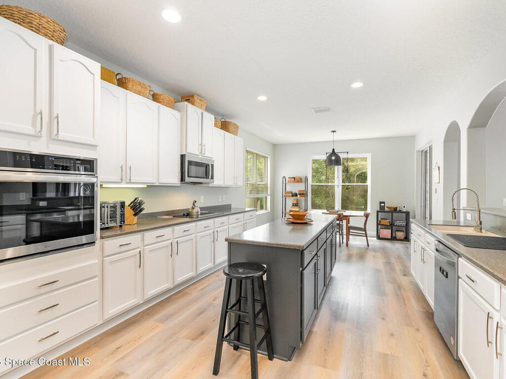 330 Chennault Lane, Rockledge, FL 32955