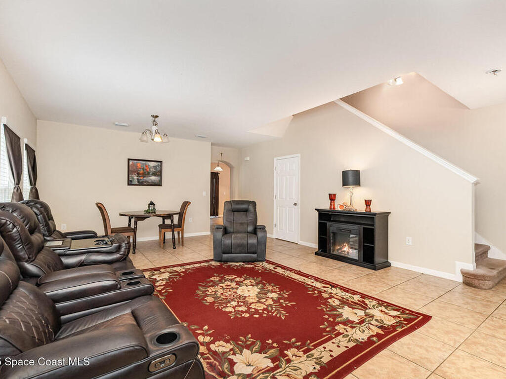 2391 Okalani Street, Melbourne, FL 32940