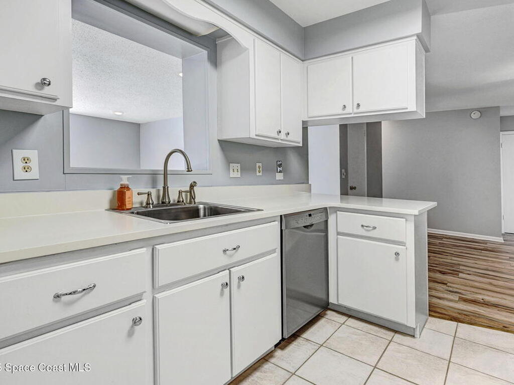 1355 Gleneagles Way, Rockledge, FL 32955