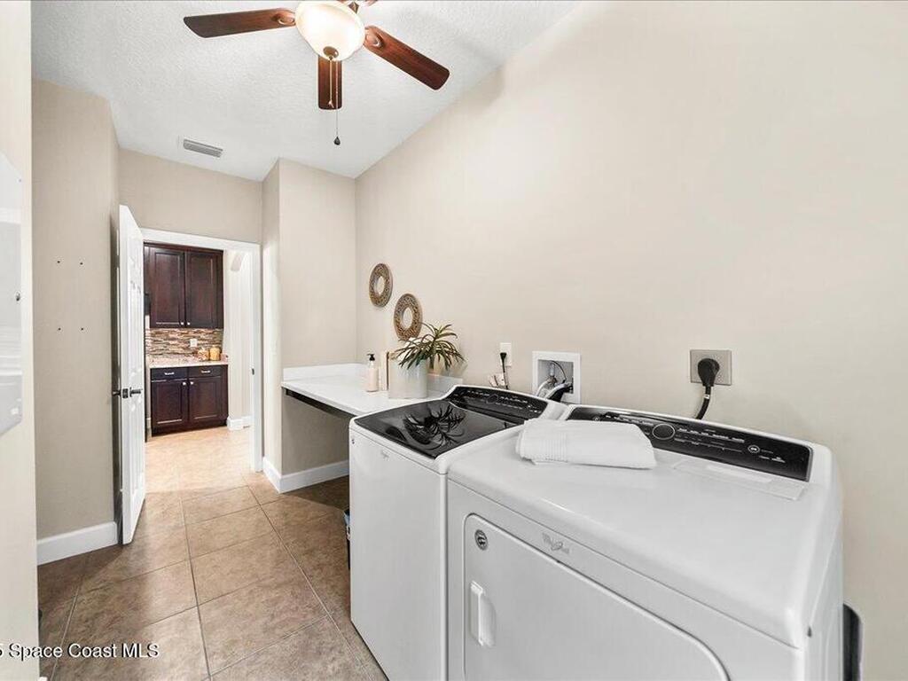 3683 Gatwick Manor Lane, Melbourne, FL 32940