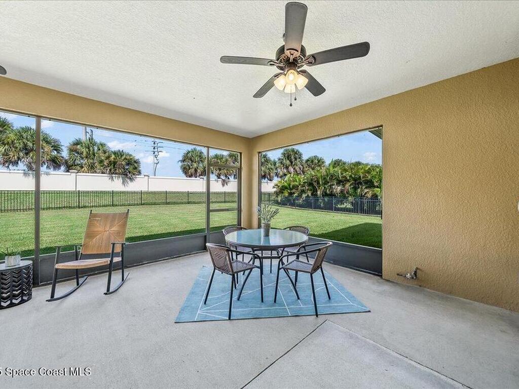 3683 Gatwick Manor Lane, Melbourne, FL 32940