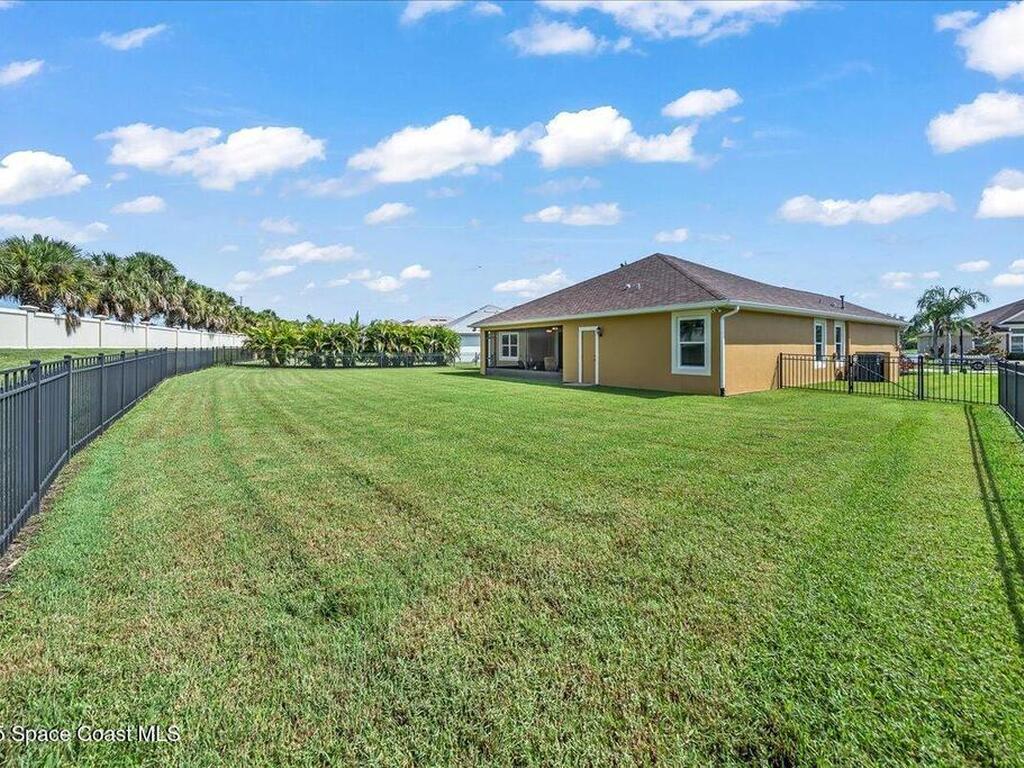 3683 Gatwick Manor Lane, Melbourne, FL 32940