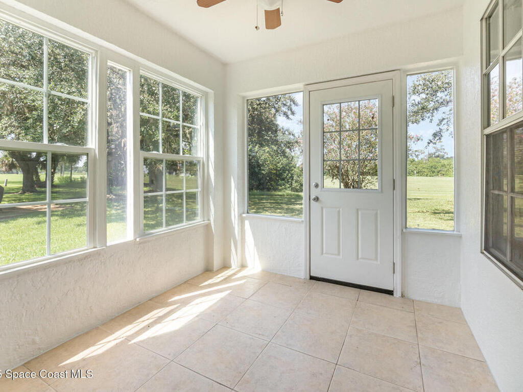 2548 Albion Avenue, Orlando, FL 32833