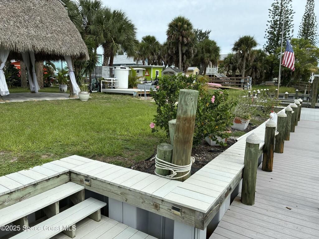 35 Vip Island B, Grant-Valkaria, FL 32949