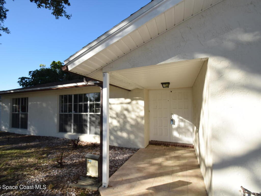 216 Cartier Avenue, Melbourne, FL 32901