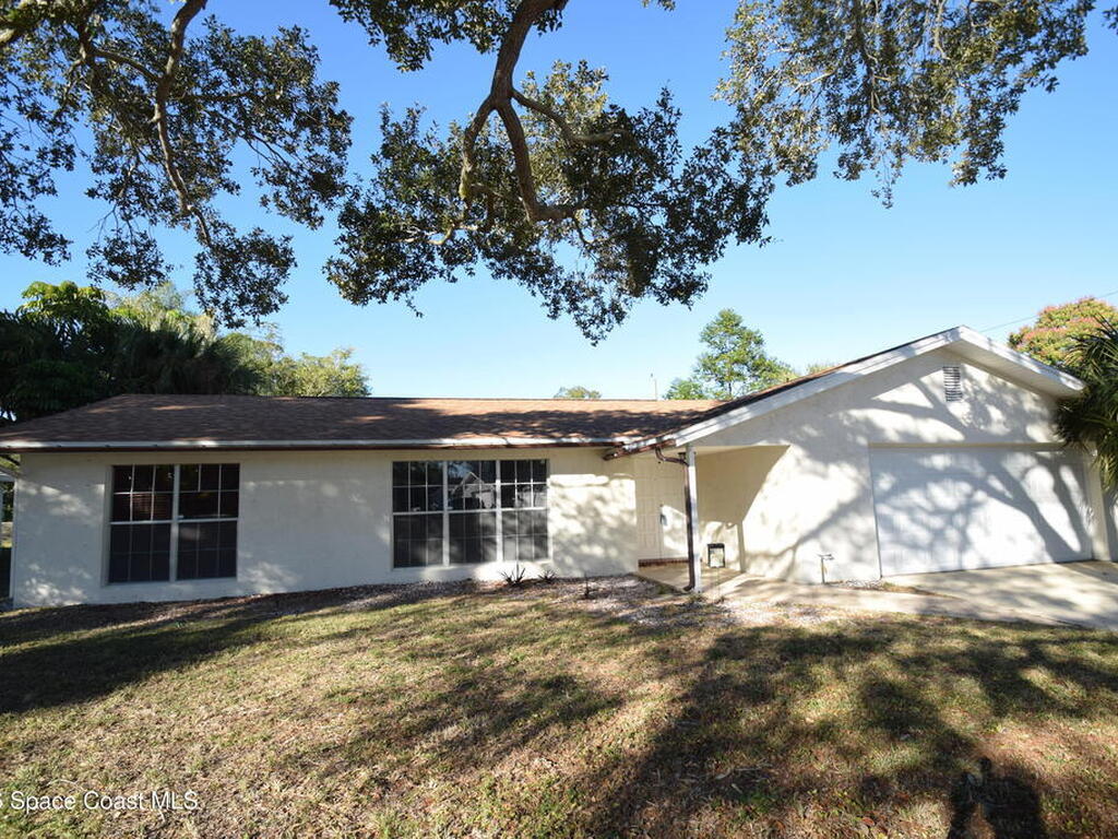 216 Cartier Avenue, Melbourne, FL 32901