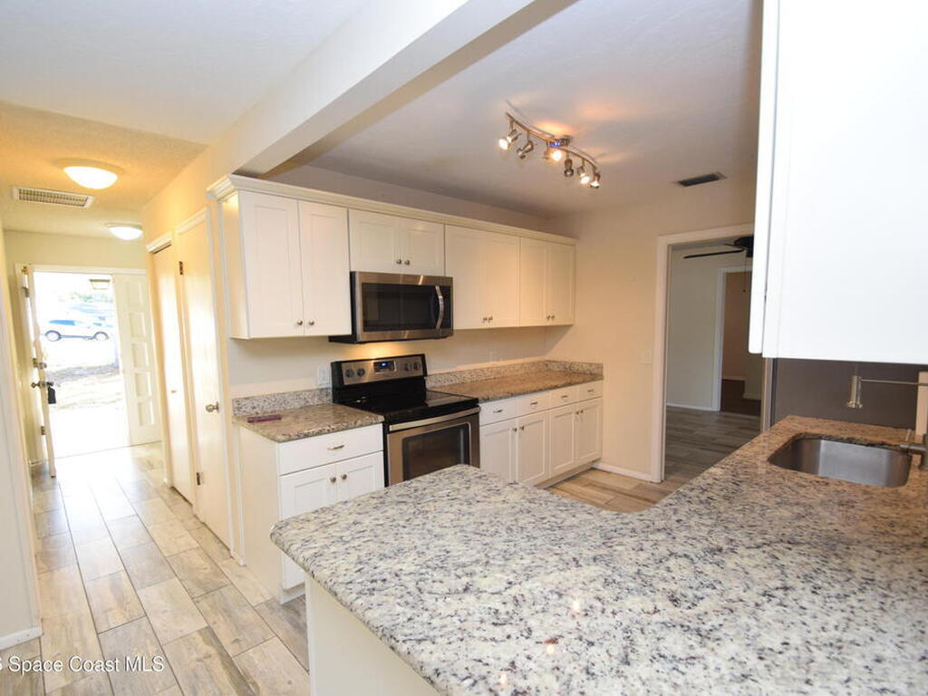 216 Cartier Avenue, Melbourne, FL 32901