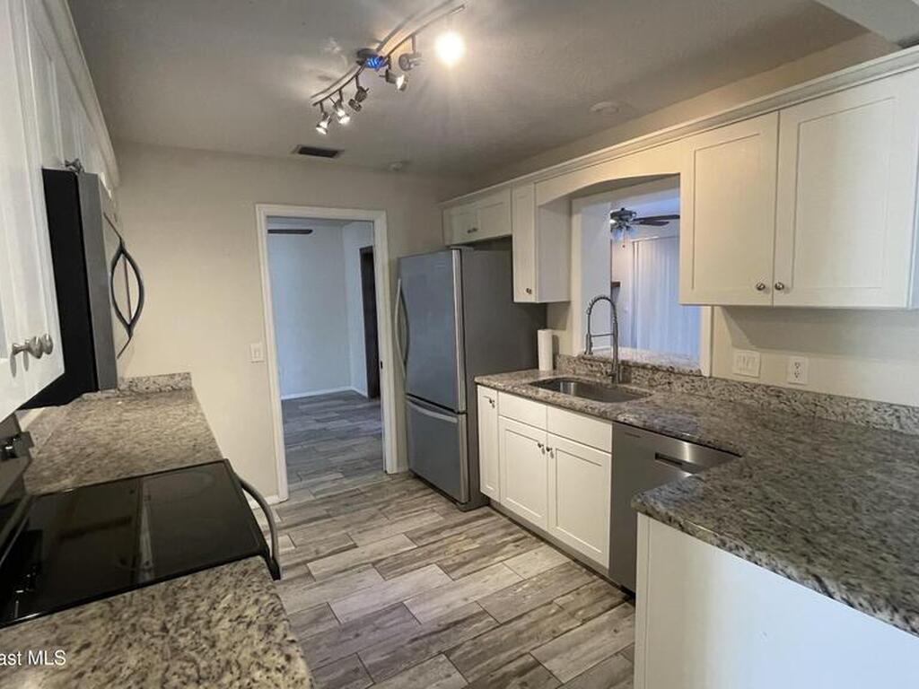 216 Cartier Avenue, Melbourne, FL 32901