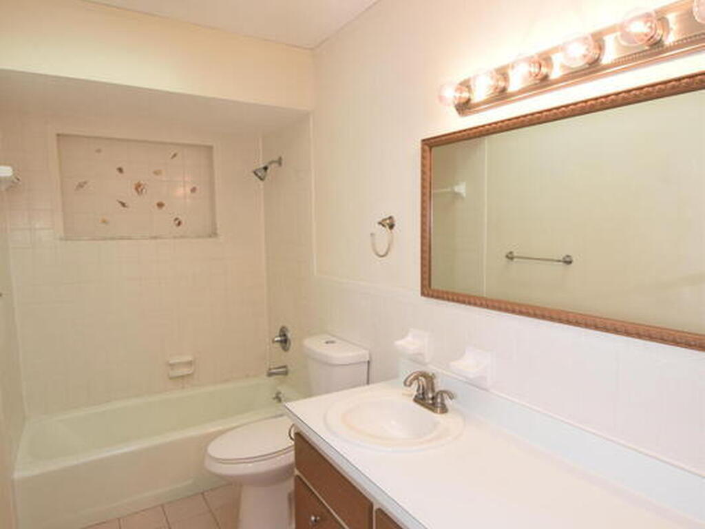 216 Cartier Avenue, Melbourne, FL 32901