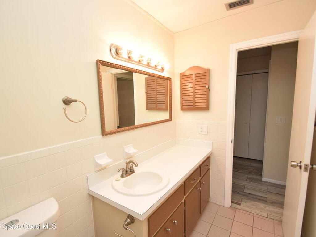 216 Cartier Avenue, Melbourne, FL 32901