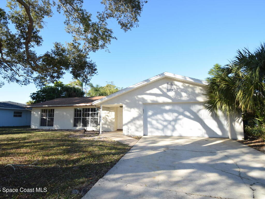 216 Cartier Avenue, Melbourne, FL 32901