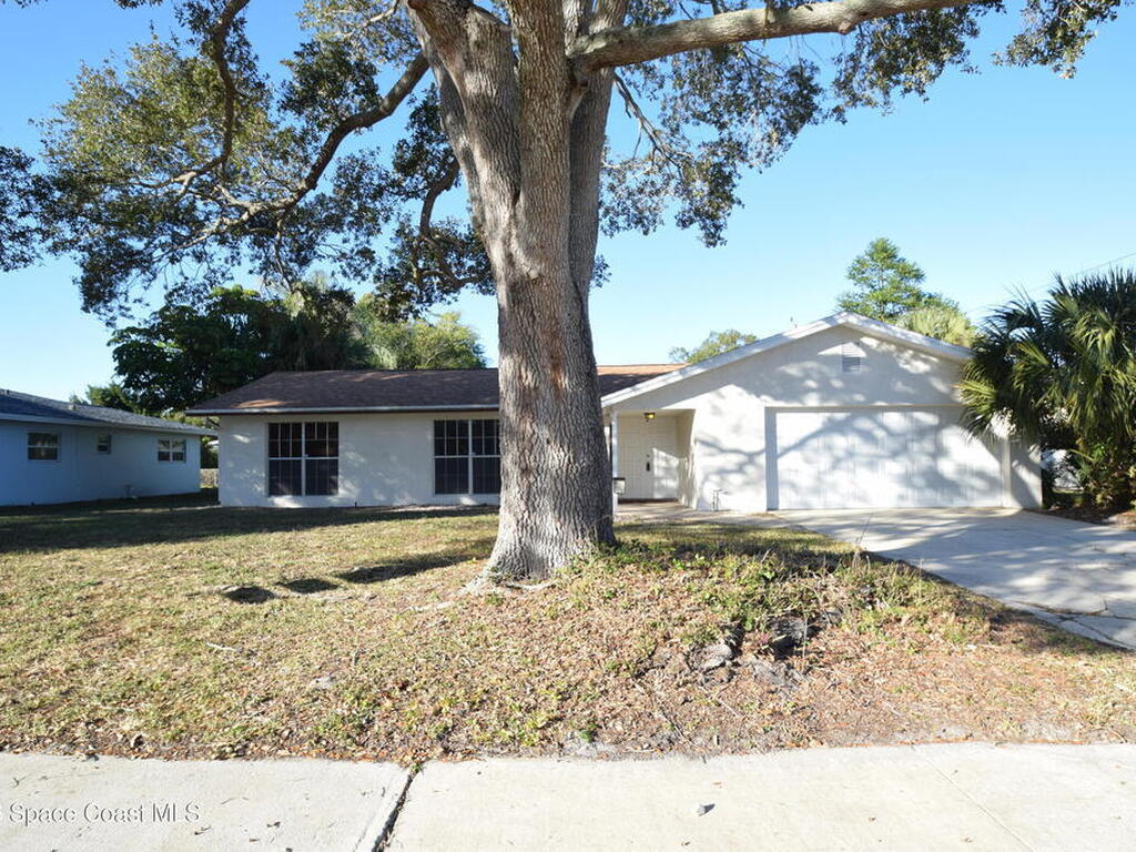 216 Cartier Avenue, Melbourne, FL 32901