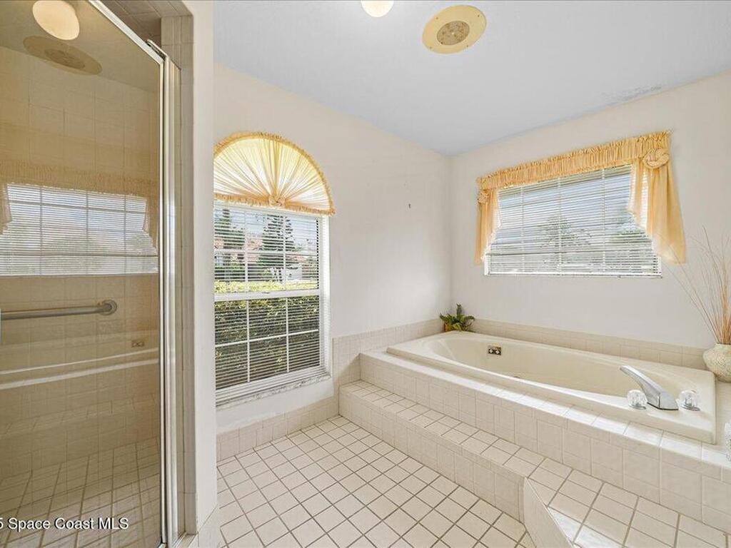 818 Spanish Wells Drive, Melbourne, FL 32940