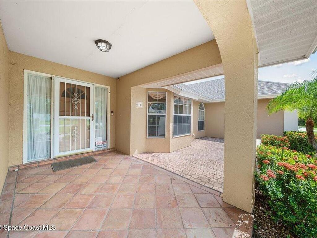 818 Spanish Wells Drive, Melbourne, FL 32940