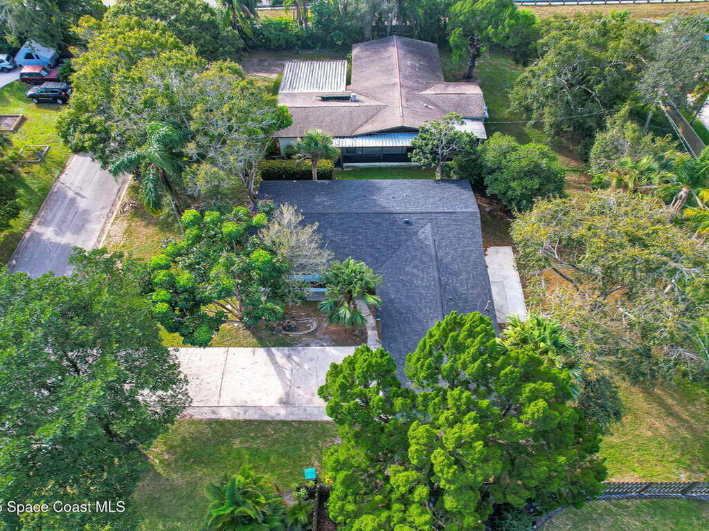 2416 Lee Avenue, Melbourne, FL 32901
