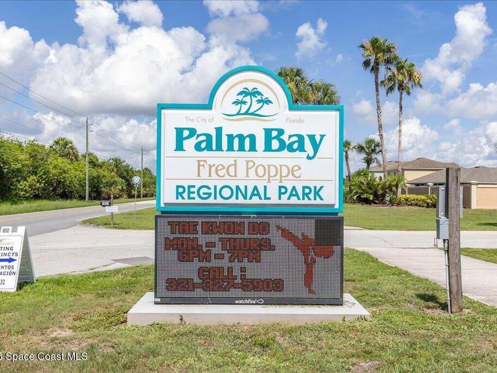 1076 Ivanhoe Street, Palm Bay, FL 32907