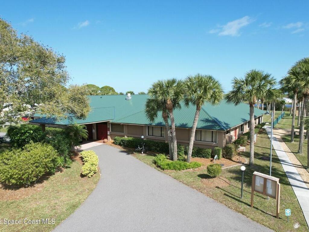 7622 Great Bear Lake Drive, Micco, FL 32976