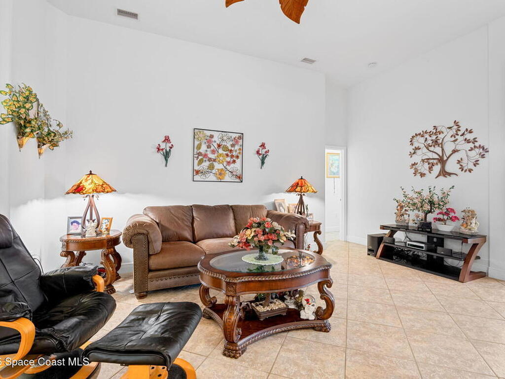 3385 Soft Breeze Circle, Melbourne, FL 32904