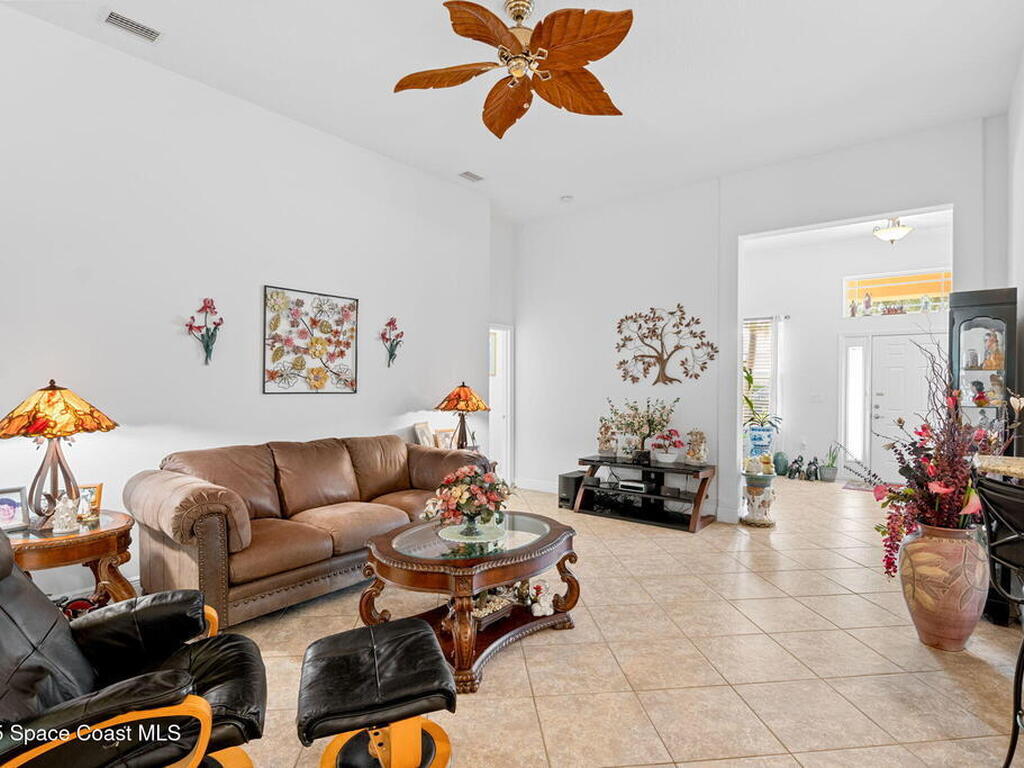 3385 Soft Breeze Circle, Melbourne, FL 32904