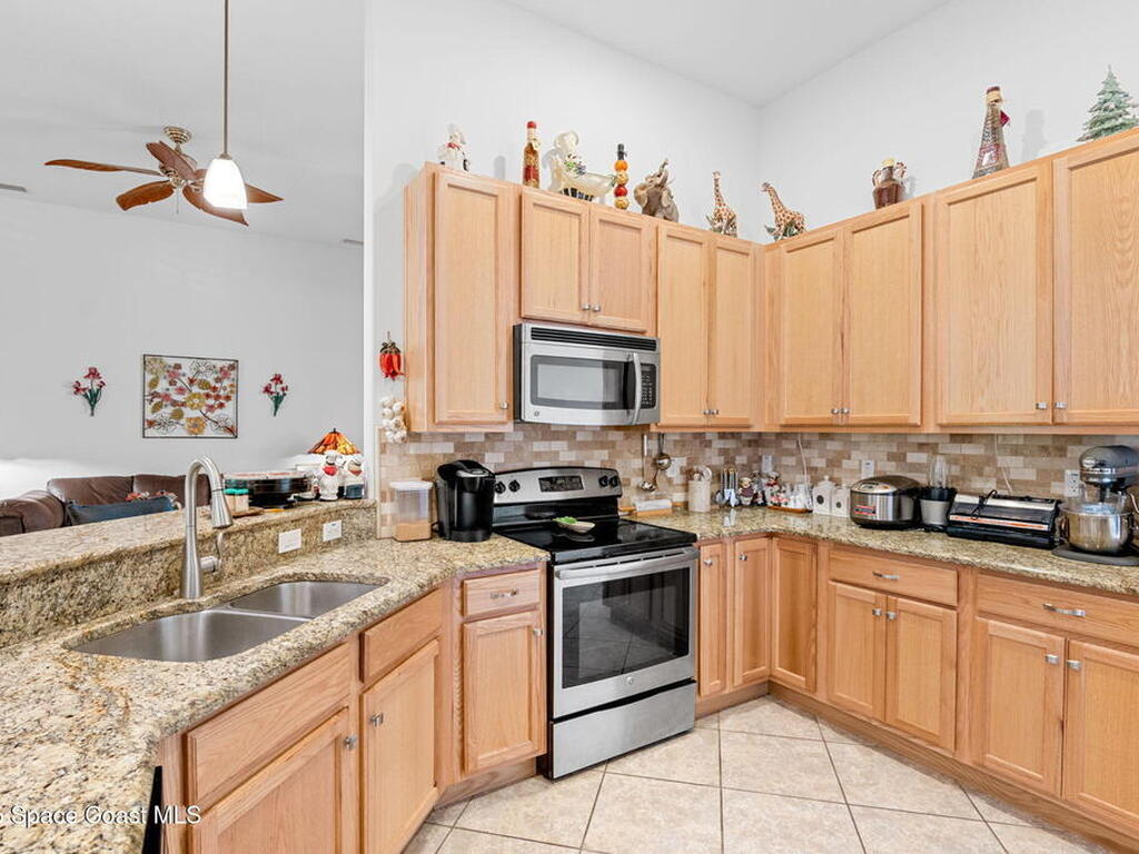 3385 Soft Breeze Circle, Melbourne, FL 32904