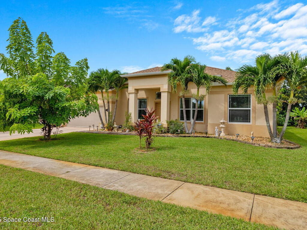 3385 Soft Breeze Circle, Melbourne, FL 32904