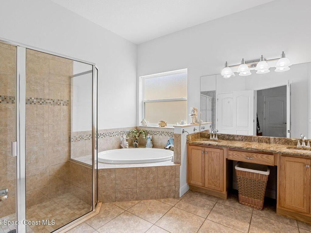 3385 Soft Breeze Circle, Melbourne, FL 32904