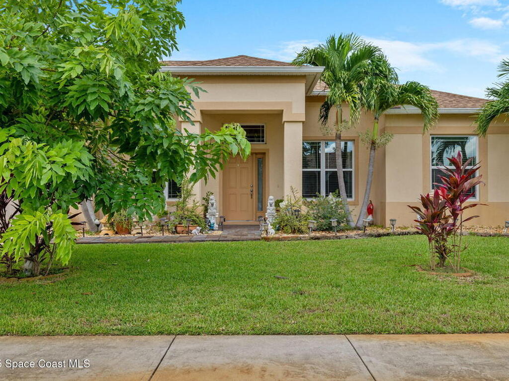 3385 Soft Breeze Circle, Melbourne, FL 32904