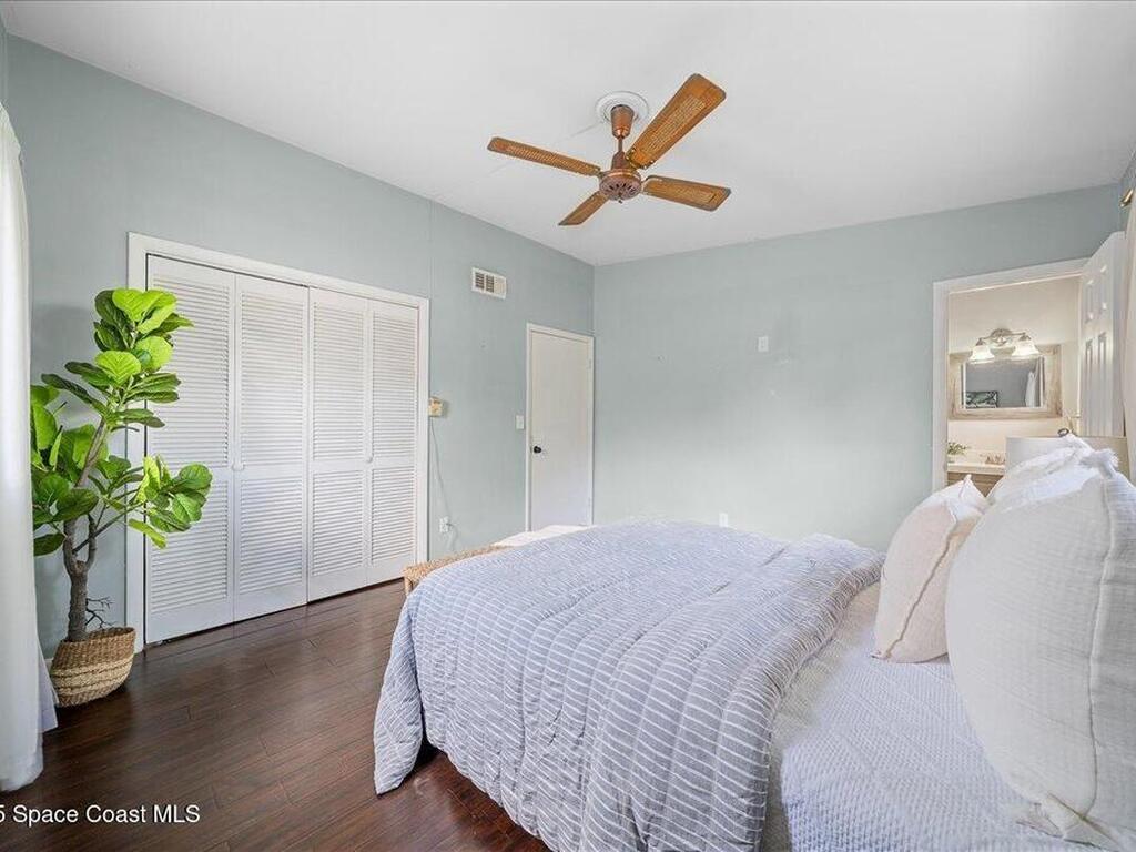 255 Birch Avenue, Merritt Island, FL 32953