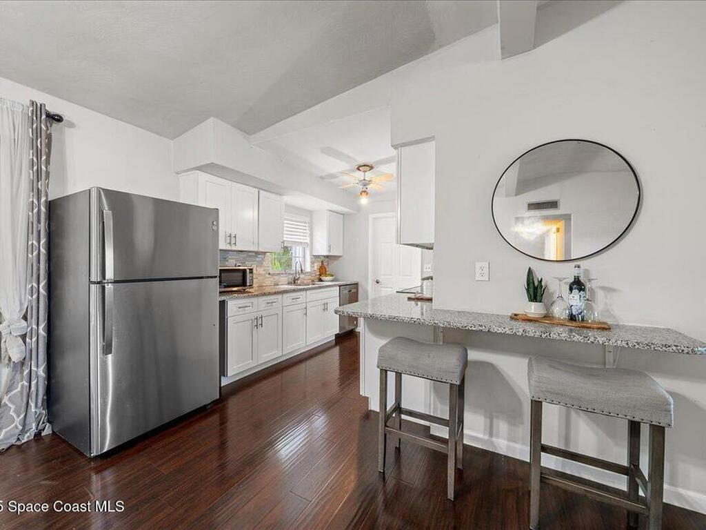 255 Birch Avenue, Merritt Island, FL 32953