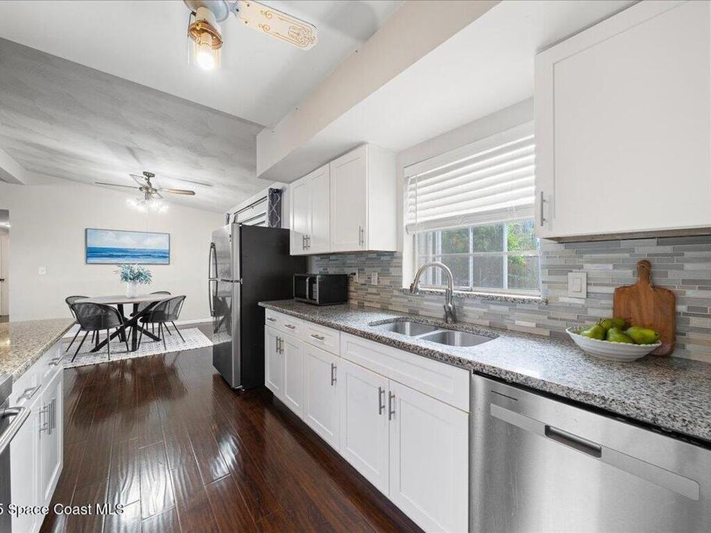 255 Birch Avenue, Merritt Island, FL 32953