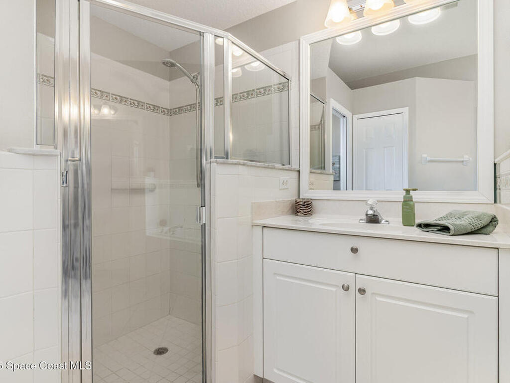 1805 Ficus Point Drive, Melbourne, FL 32940