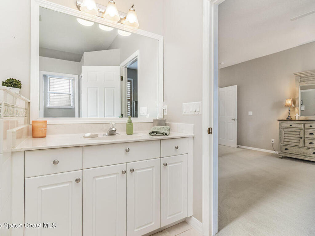 1805 Ficus Point Drive, Melbourne, FL 32940