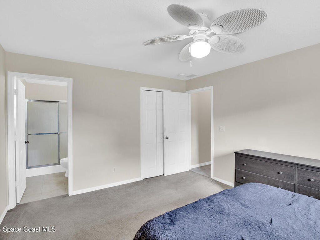 7976 105th Court, Vero Beach, FL 32967