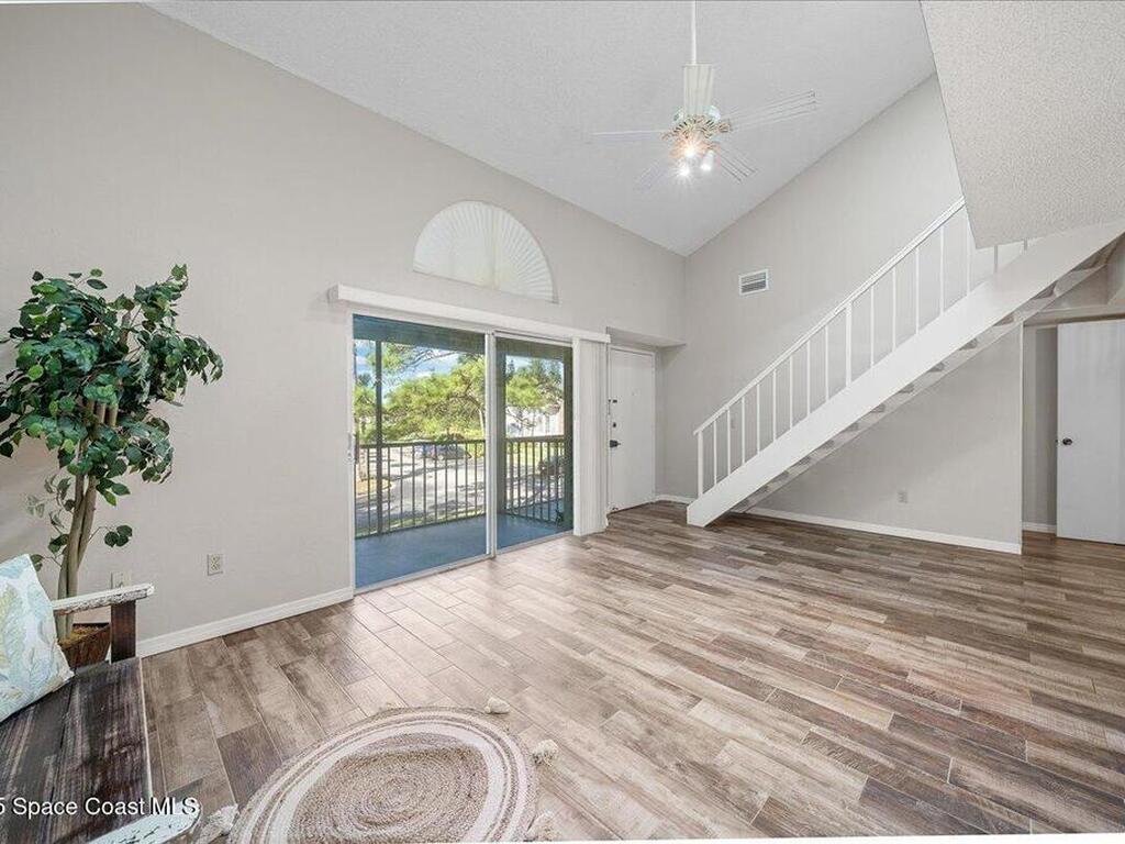 4610 Lake Waterford Way, Melbourne, FL 32901