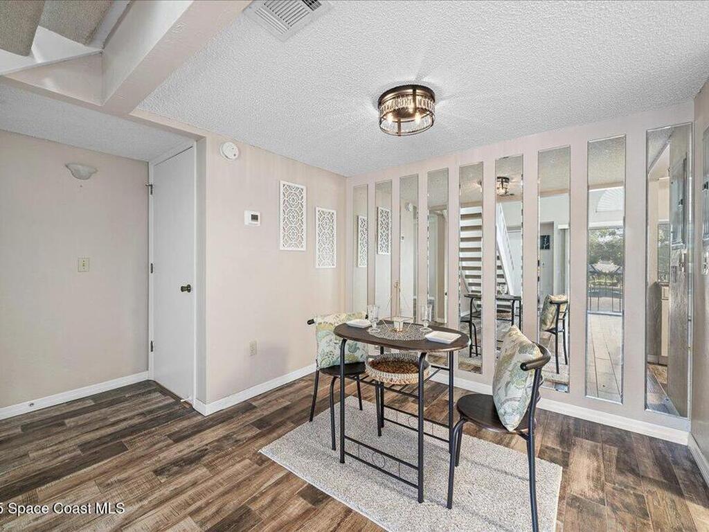 4610 Lake Waterford Way, Melbourne, FL 32901