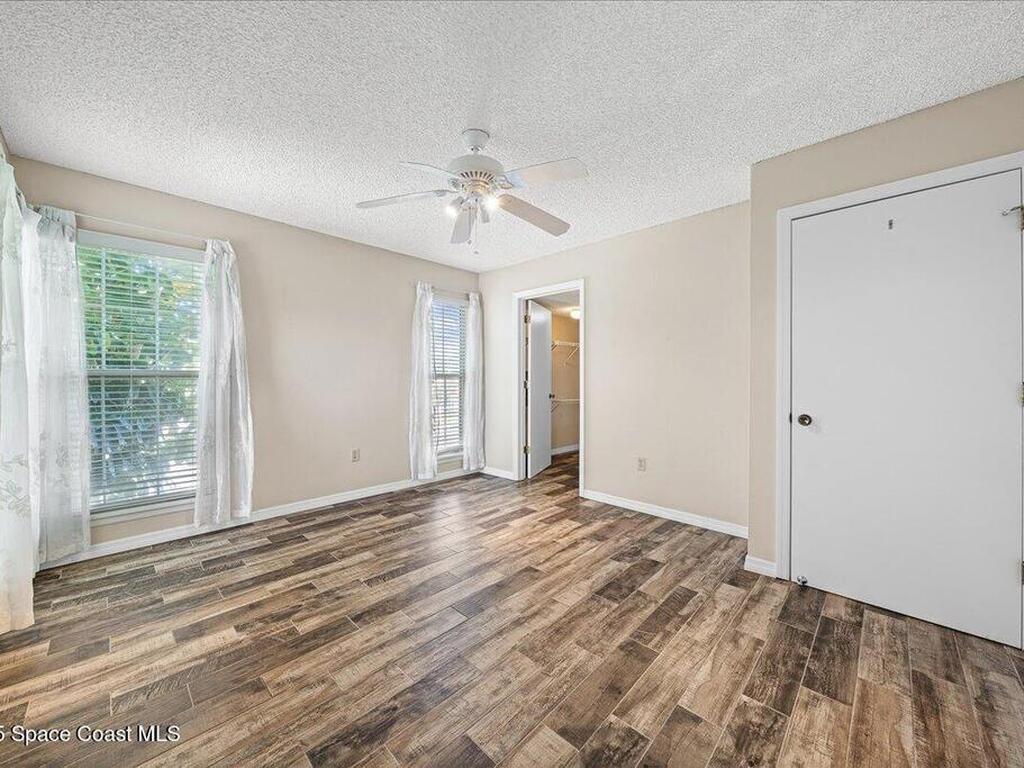 4610 Lake Waterford Way, Melbourne, FL 32901