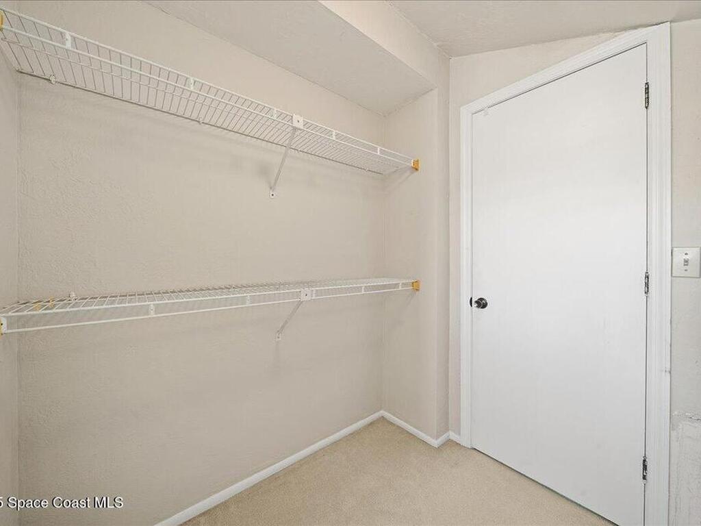 4610 Lake Waterford Way, Melbourne, FL 32901