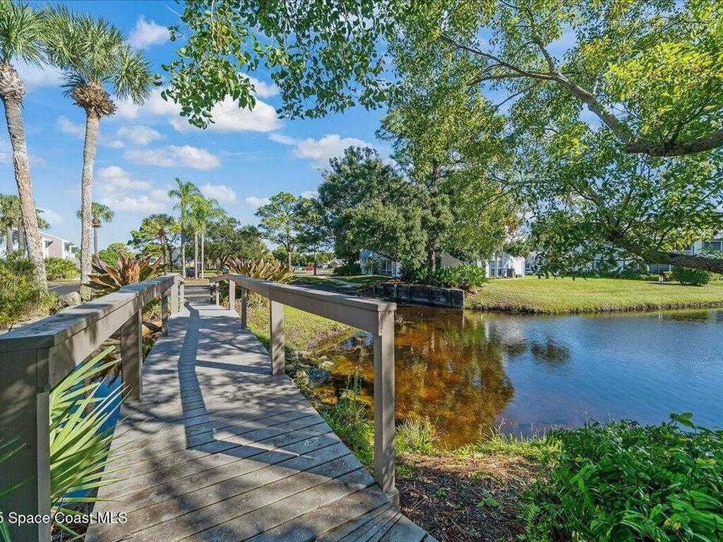 4610 Lake Waterford Way, Melbourne, FL 32901