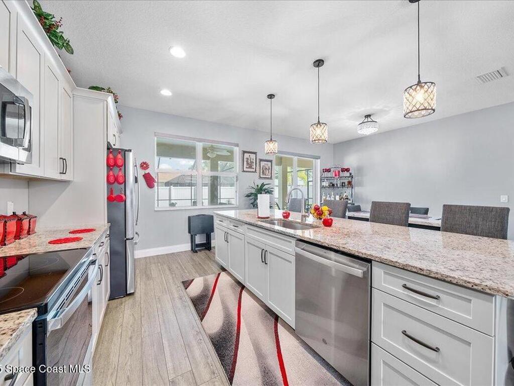 984 Captiva Island Circle, Palm Bay, FL 32908