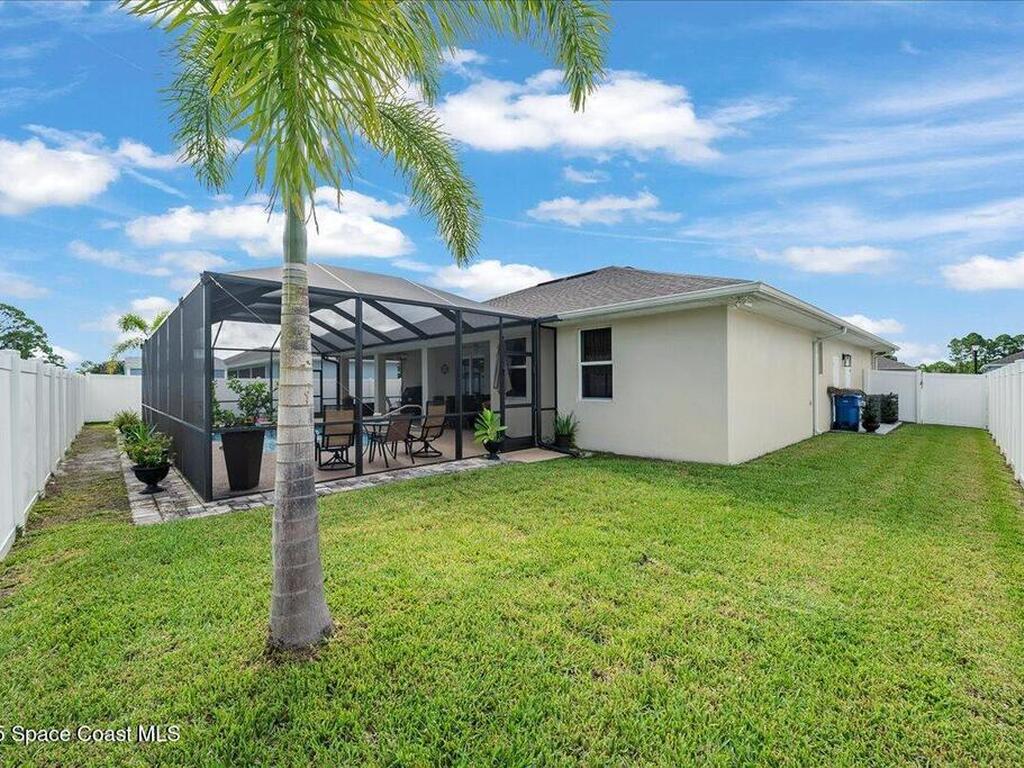 984 Captiva Island Circle, Palm Bay, FL 32908