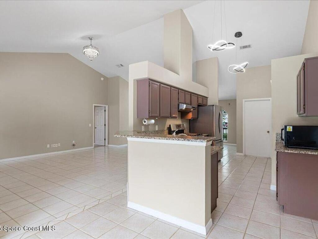 910 Deer Run Drive, Melbourne, FL 32940
