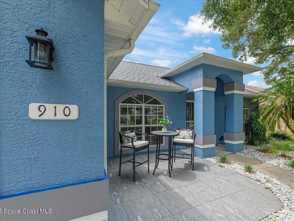 910 Deer Run Drive, Melbourne, FL 32940