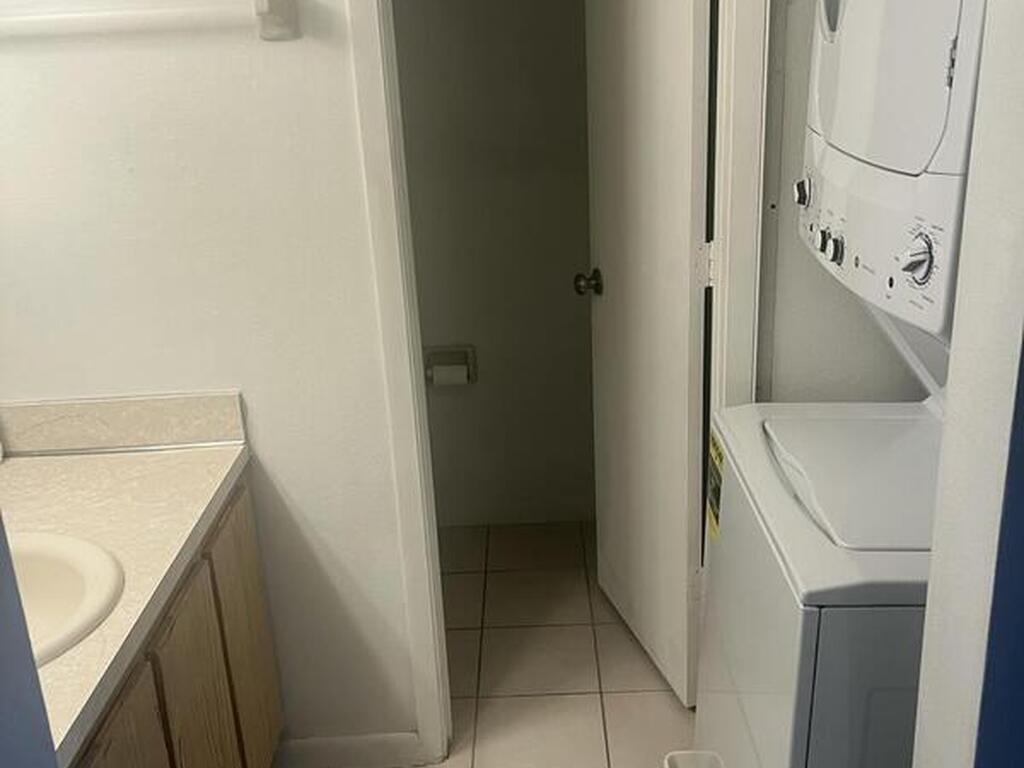 1624 Sunny Brook Lane, Palm Bay, FL 32905