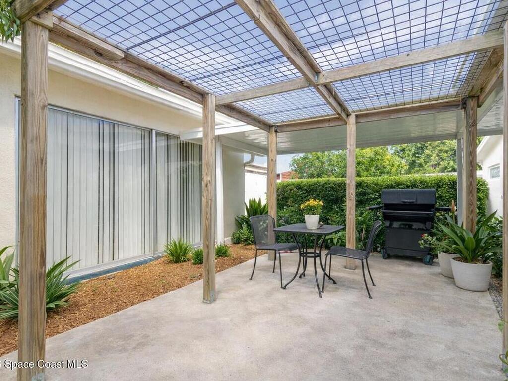 116 S Hilltop Drive, Titusville, FL 32796